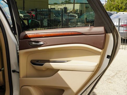 Used 2016 Cadillac SRX Luxury w/ Driver Awareness Package image 16