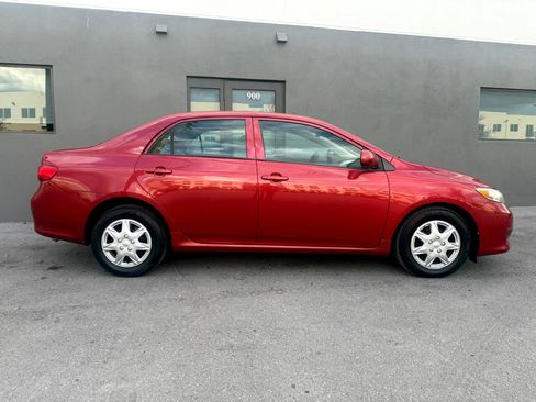 Used 2010 Toyota Corolla LE image 6