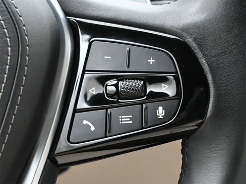 Used 2021 BMW 530i 530i w/ Premium Package image 9