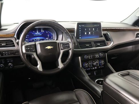 Used 2023 Chevrolet Tahoe Premier AWD/4WD image 2