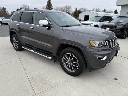 Used 2020 Jeep Grand Cherokee Limited image 1