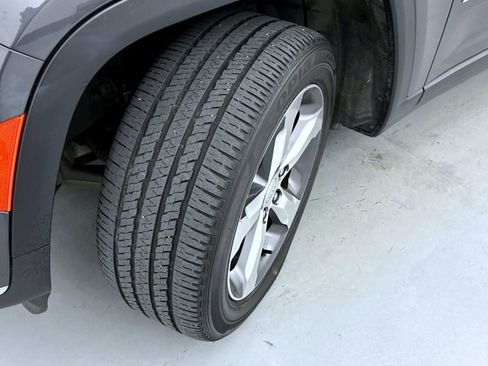 Certified 2021 Jeep Grand Cherokee L Limited image 25