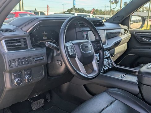Used 2023 GMC Yukon Denali AWD/4WD image 34