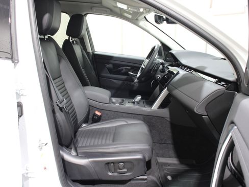 Used 2024 Land Rover Discovery Sport S image 25