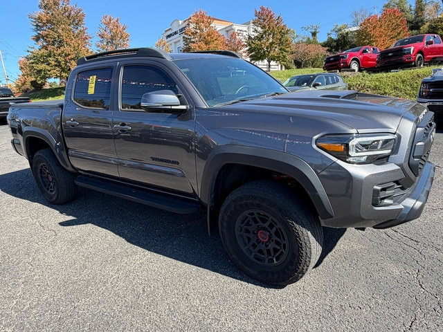 Used 2023 Toyota Tacoma TRD Pro AWD/4WD image 8