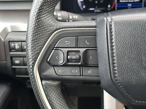 Used 2024 Toyota Tacoma TRD Off-Road AWD/4WD image 19