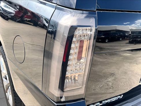 Used 2016 GMC Yukon SLT RWD image 29