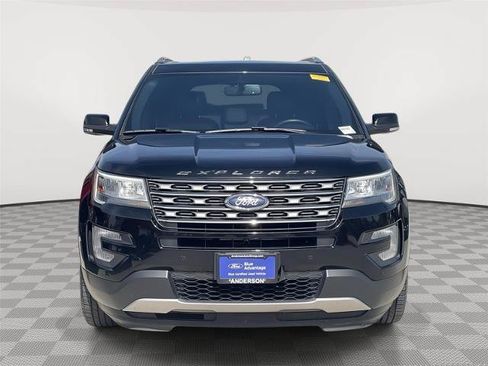 Certified 2017 Ford Explorer XLT w/ Equipment Group 202A AWD/4WD image 4