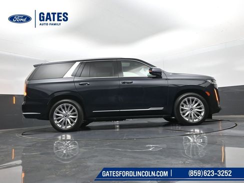 Used 2023 Cadillac Escalade Premium Luxury w/ Performance Package AWD/4WD image 51