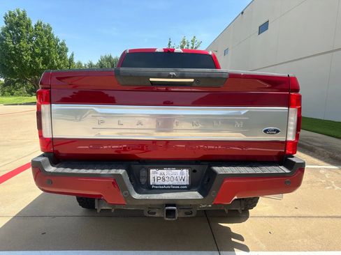 Used 2018 Ford F250 Platinum w/ Platinum Ultimate Package image 11