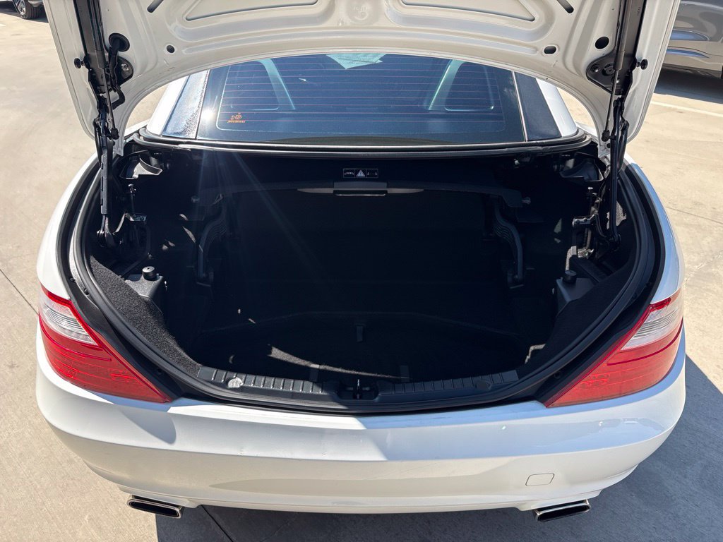 Used 2015 Mercedes-Benz SLK 250 image 22