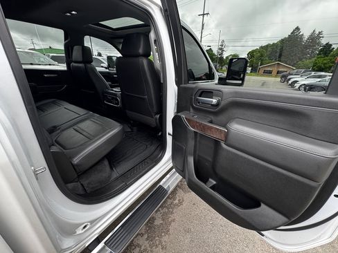 Used 2021 GMC Sierra 2500 Denali w/ Denali Ultimate Package AWD/4WD image 33