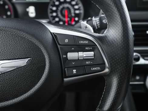 Used 2021 Genesis G70 2.0T w/ Elite Package image 19