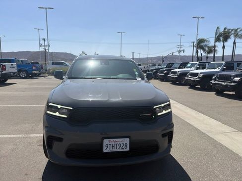 Used 2025 Dodge Durango GT AWD/4WD image 3