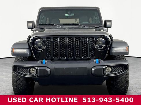 Used 2023 Jeep Wrangler Unlimited w/ Cold Weather Group AWD/4WD image 2
