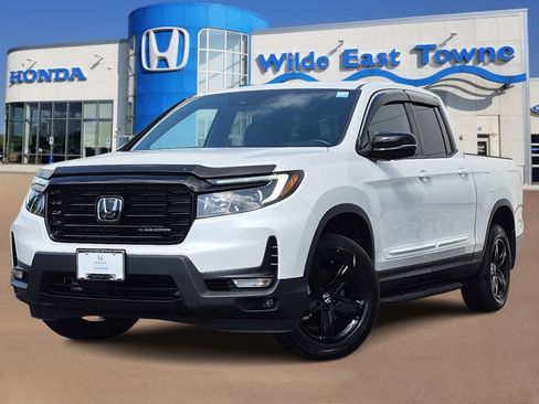 Certified 2023 Honda Ridgeline Black Edition image 1