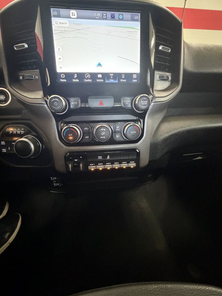 Used 2022 RAM 2500 Tradesman AWD/4WD image 9