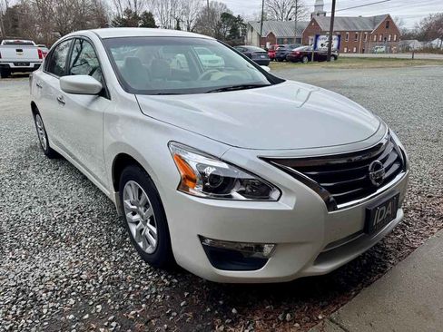 Used 2015 Nissan Altima 2.5 S w/ Power Driver Seat Package image 7