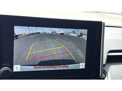 Used 2025 Toyota RAV4 LE AWD/4WD image 17