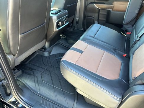 Used 2021 Chevrolet Silverado 3500 High Country image 20