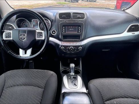Used 2017 Dodge Journey SE w/ Flexible Seating Group FWD image 7