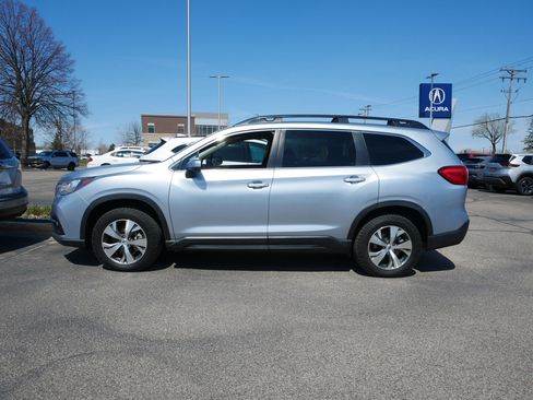 Used 2021 Subaru Ascent Premium w/ Convenience Package image 3