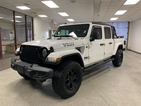 Used 2022 Jeep Gladiator Sport AWD/4WD image 5