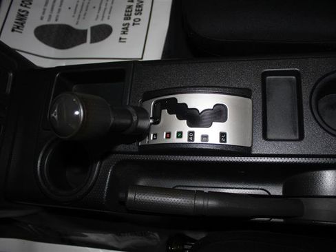 Used 2007 Toyota FJ Cruiser 2WD image 21