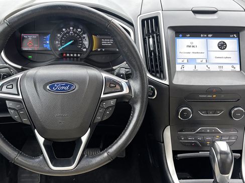 Used 2017 Ford Edge SEL w/ Equipment Group 201A AWD/4WD image 11