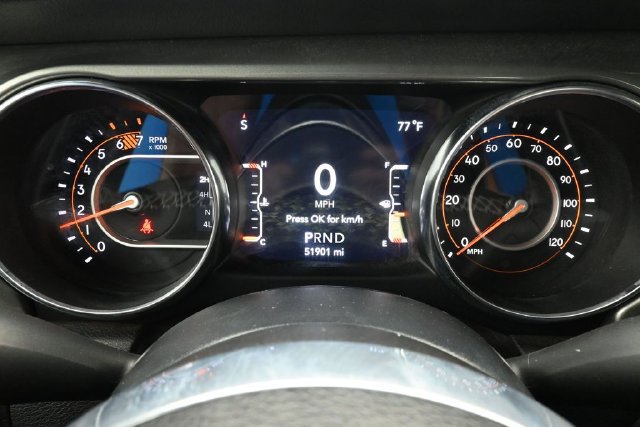 Used 2022 Jeep Wrangler Unlimited Sahara w/ Cold Weather Group AWD/4WD image 40