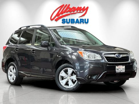 Used 2016 Subaru Forester 2.5i Premium AWD/4WD image 2