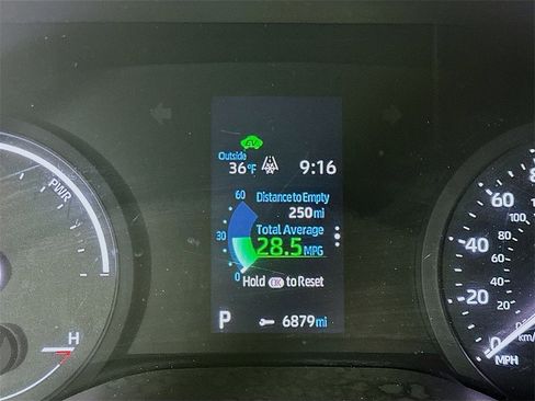 Used 2024 Toyota Sienna LE image 15