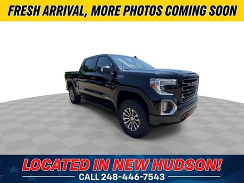 Used 2021 GMC Sierra 1500 AT4 w/ AT4 Premium Package AWD/4WD image 4