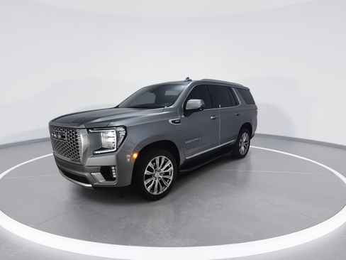 Used 2023 GMC Yukon Denali AWD/4WD image 6