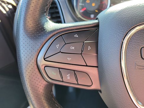 Used 2022 Dodge Challenger R/T image 13