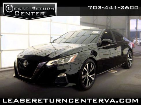 Used 2019 Nissan Altima 2.5 SR FWD image 1