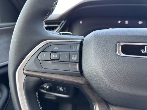 New 2026 Jeep Grand Cherokee L Limited image 21