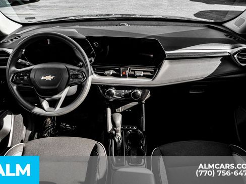 Used 2025 Chevrolet TrailBlazer LT image 28