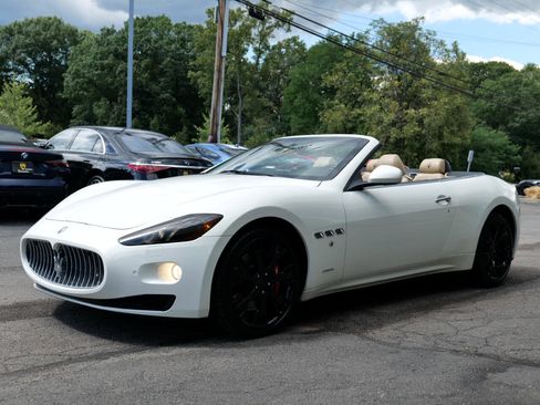 Used 2015 Maserati GranTurismo Convertible image 70