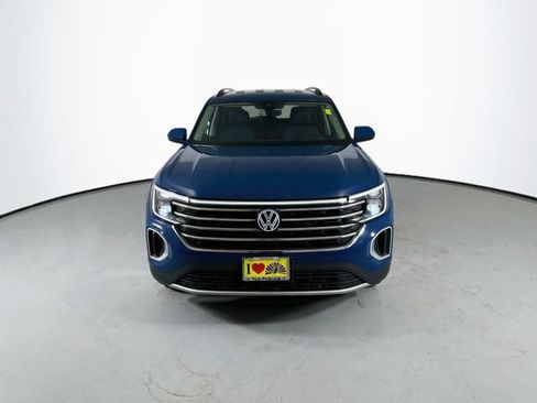 Used 2026 Volkswagen Atlas SE FWD image 4