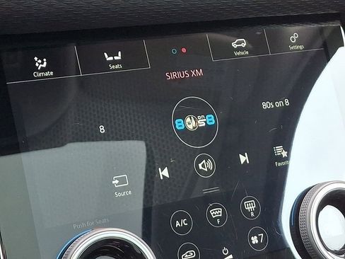 Used 2018 Land Rover Range Rover Velar S AWD/4WD image 19