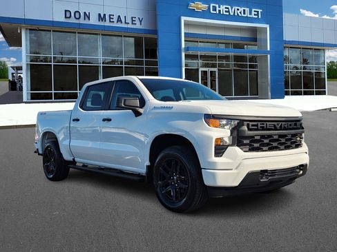 New 2026 Chevrolet Silverado 1500 Custom image 1