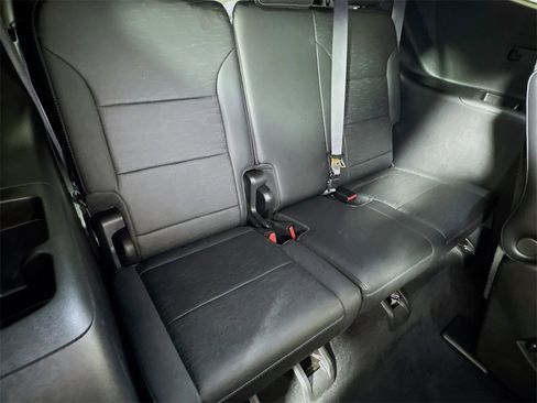 Certified 2025 Buick Enclave Sport Touring image 26