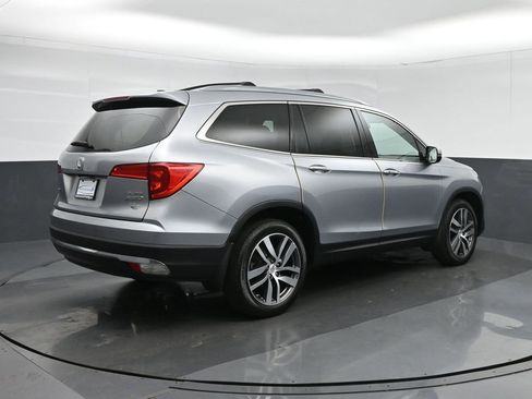 Used 2016 Honda Pilot Elite image 7
