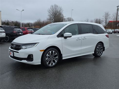New 2026 Honda Odyssey Elite image 1
