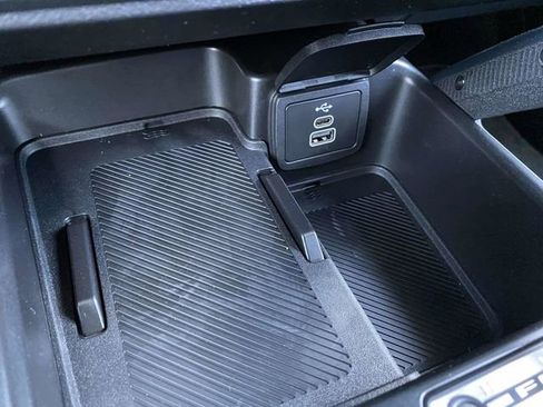 New 2026 Ford Bronco Outer Banks image 17