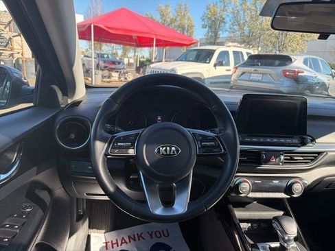 Used 2019 Kia Forte S w/ S Premium Package FWD image 13