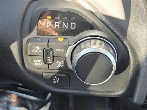 Used 2025 RAM 1500 Big Horn AWD/4WD image 20