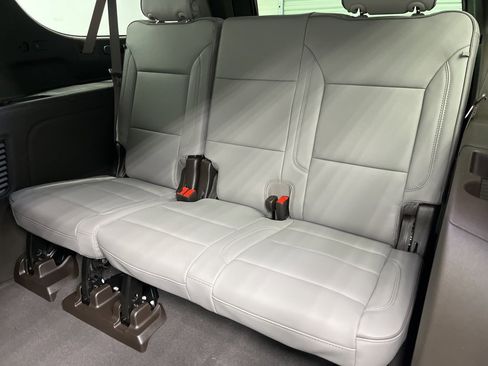 New 2026 GMC Yukon XL Elevation image 5