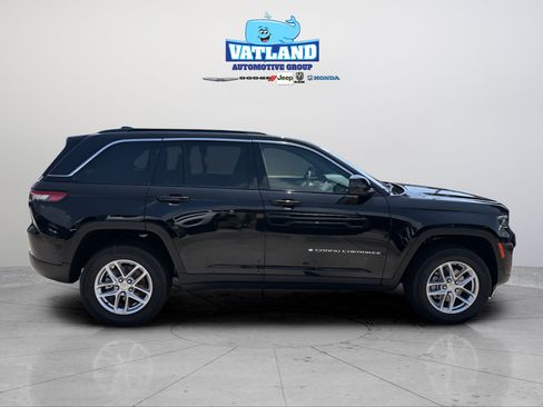 New 2026 Jeep Grand Cherokee Laredo X RWD image 6